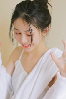 伤痕累累